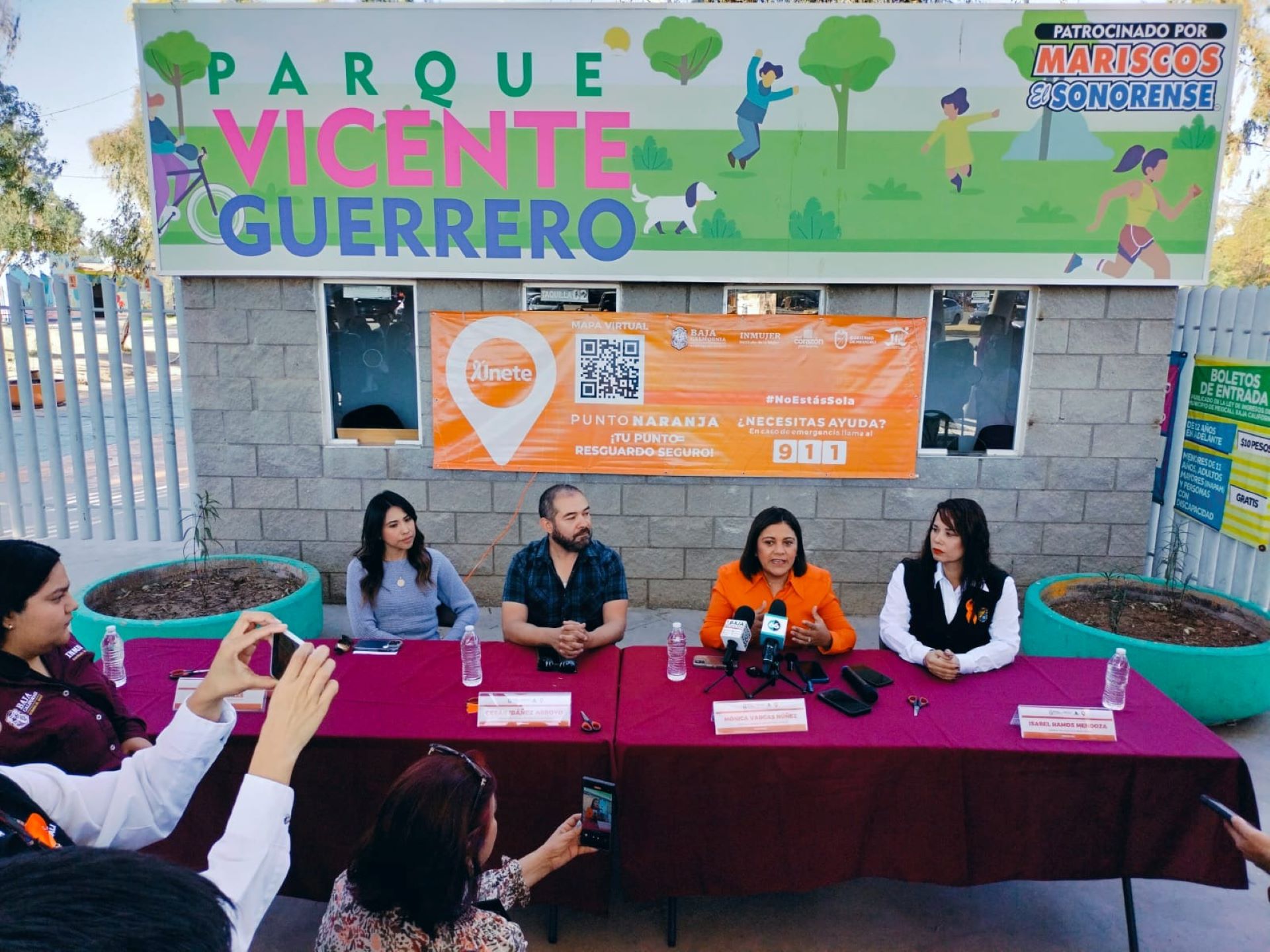 Inauguran punto naranja en el parque Vicente Guerrero