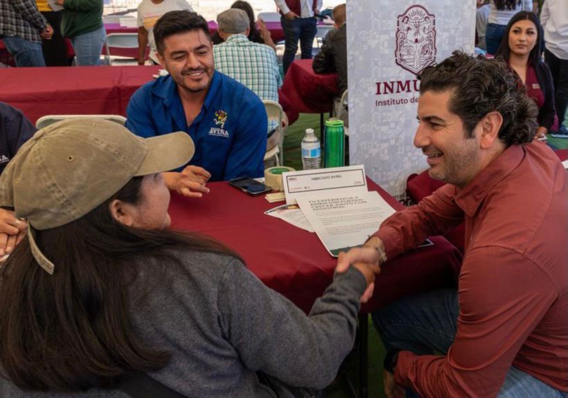 Facilitan vacantes de trabajo a estudiantes