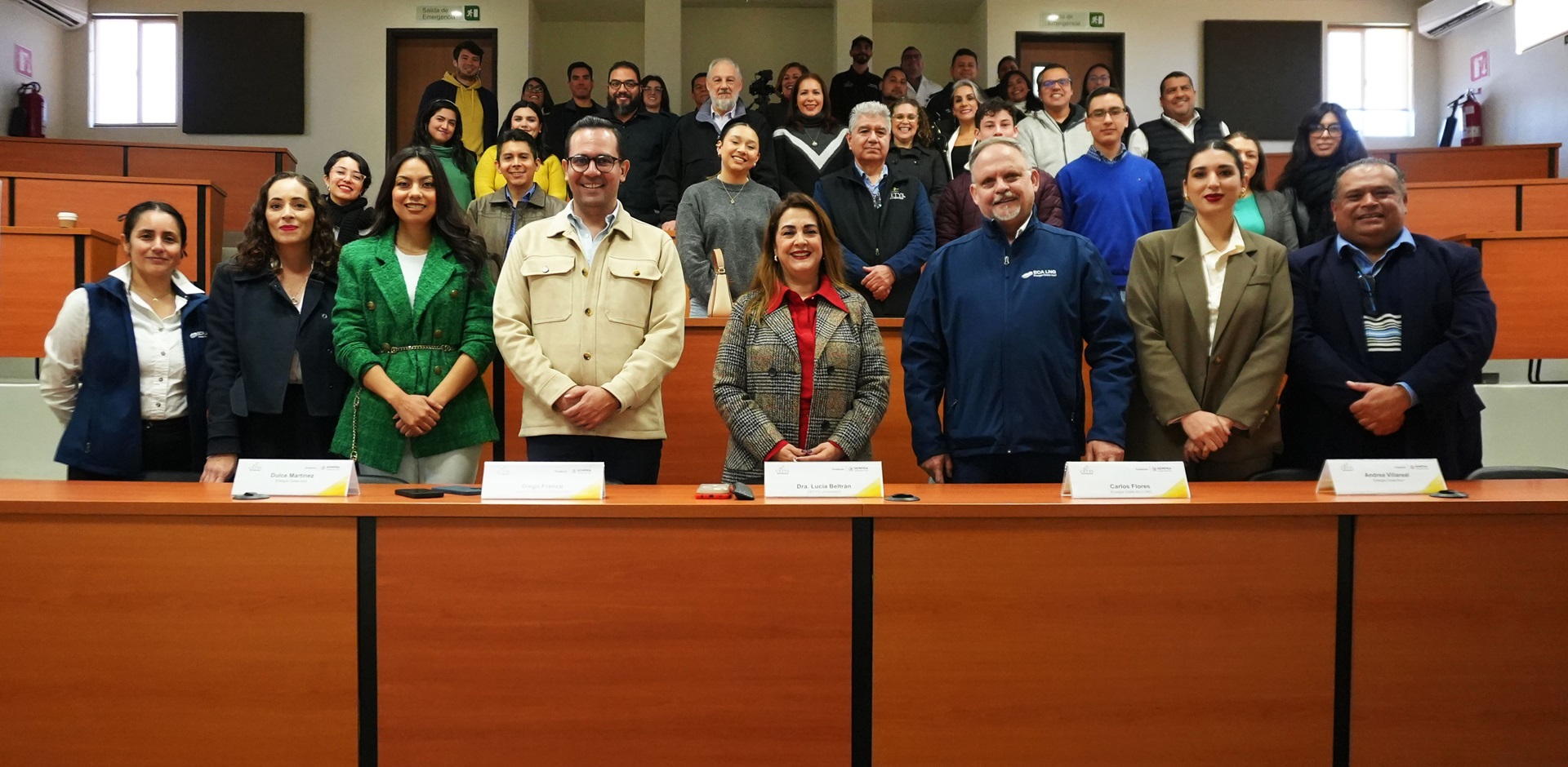 Paneles solares iluminan CETYS  Ensenada gracias al apoyo de Fundación Sempra Infraestructura