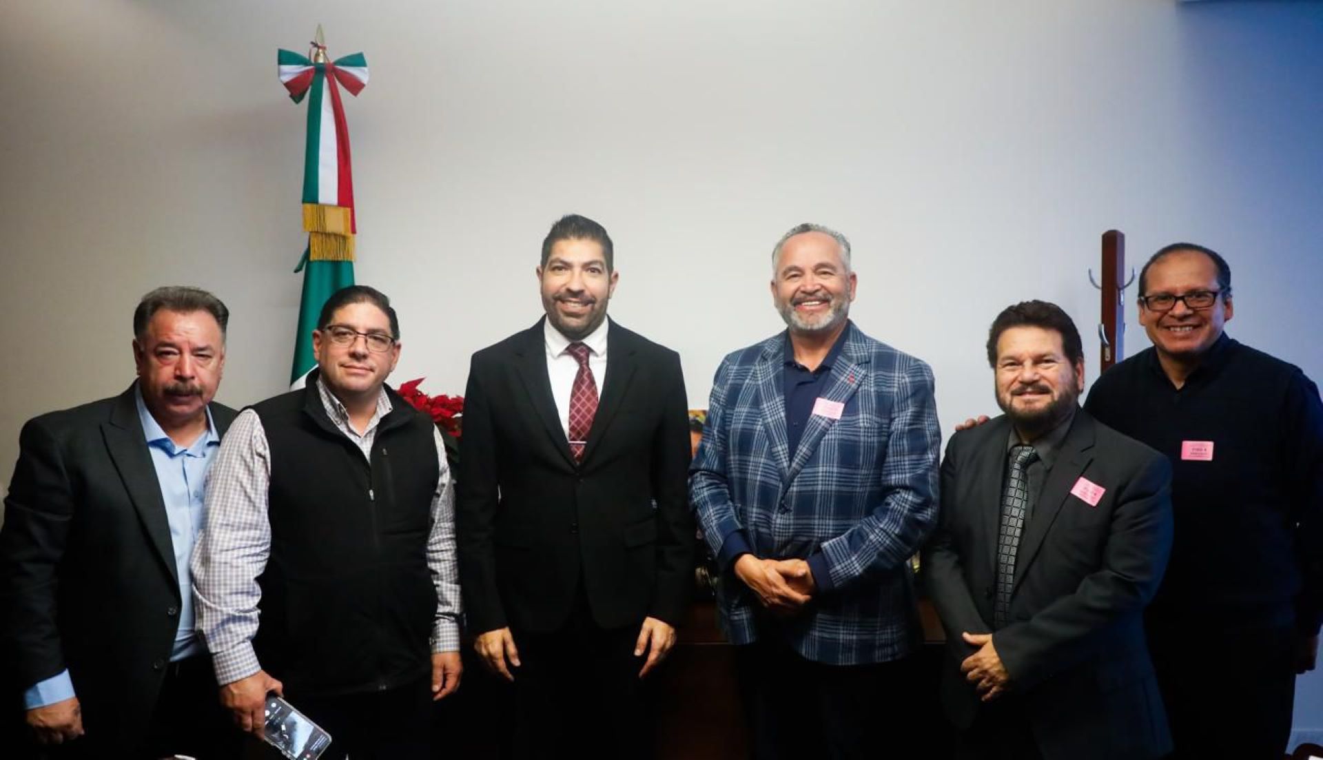 Presentará Armando Ayala iniciativa para crear el Día Nacional de Oración por la Paz y Bienestar de México