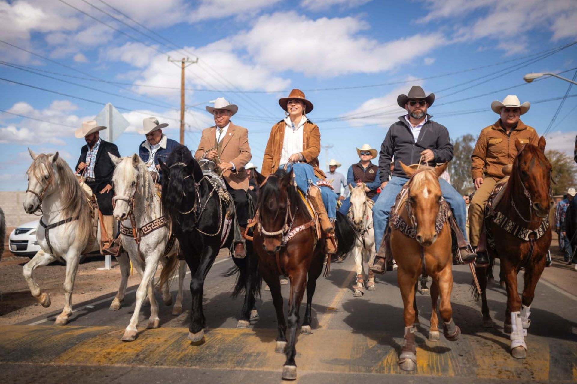 Refrenda gobernadora Marina del Pilar apoyo al Valle de Mexicali en 88 aniversario del Asalto a las Tierras