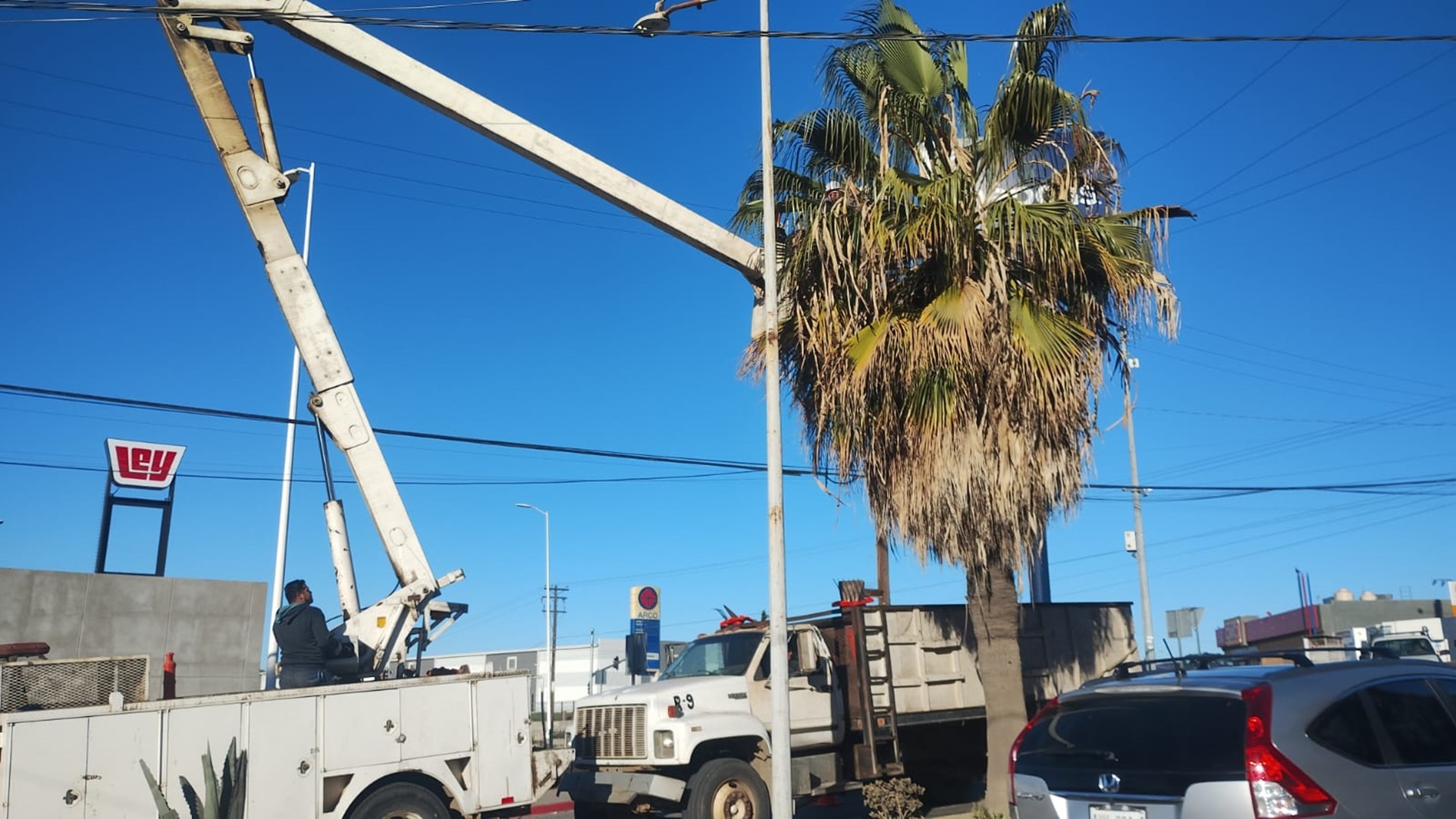 Realiza Gobierno de Ensenada acciones de mejoramiento urbano