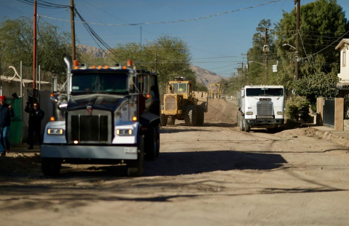 Transformación vial en Mexicali: Norma Bustamante supervisa rehabilitación de Av. Atotonilco