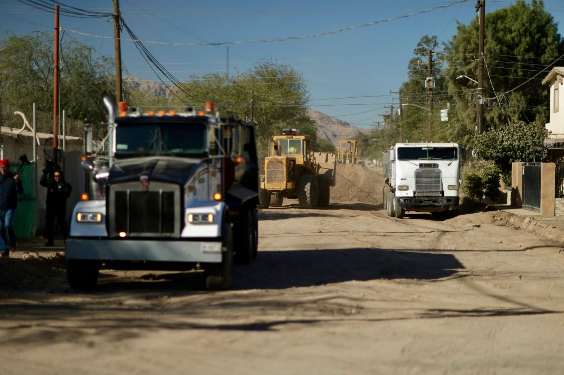 Transformación vial en Mexicali: Norma Bustamante supervisa rehabilitación de Av. Atotonilco