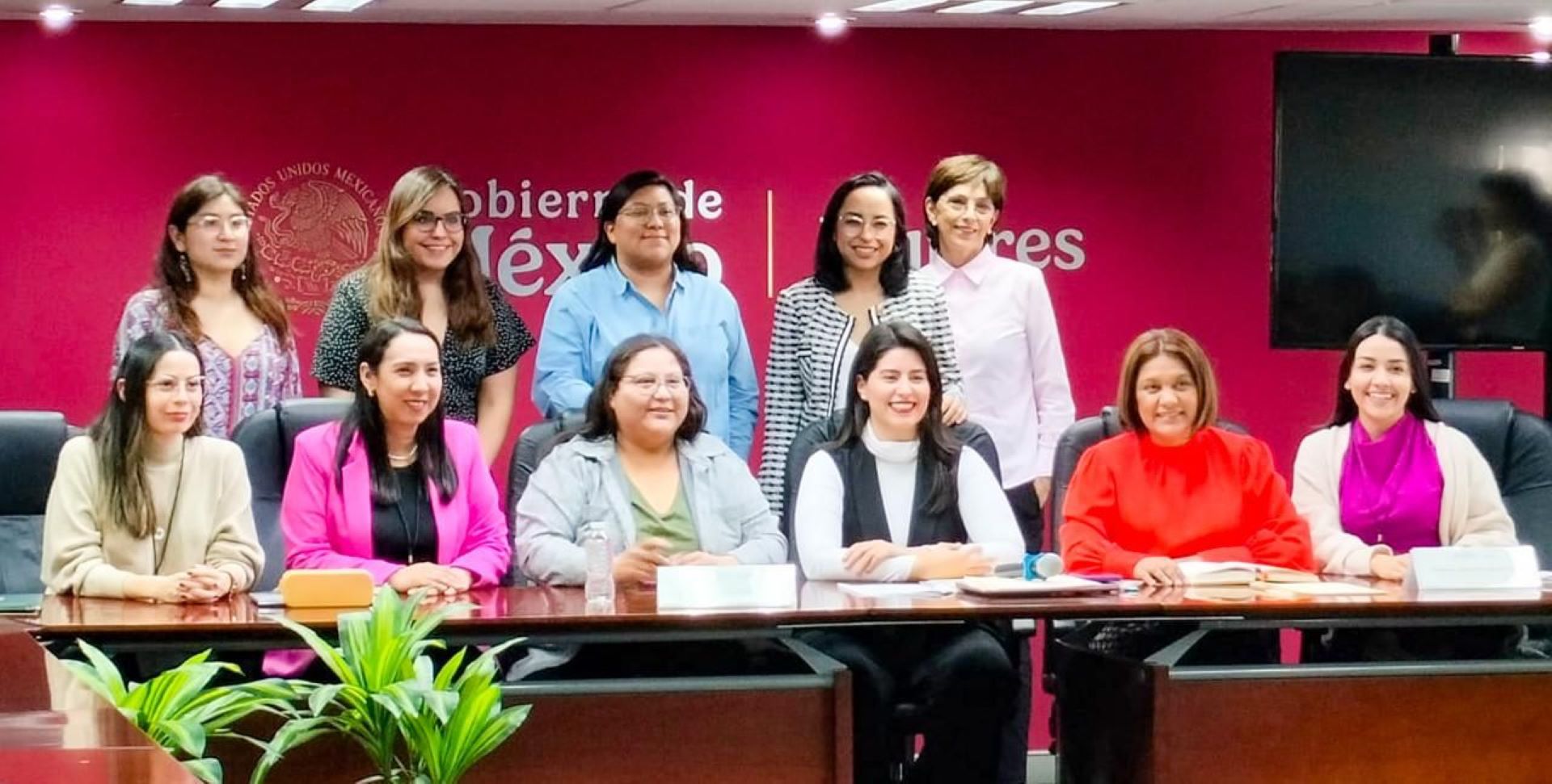 Refuerzan colaboración Gobierno de México y BC por el bienestar de las mujeres