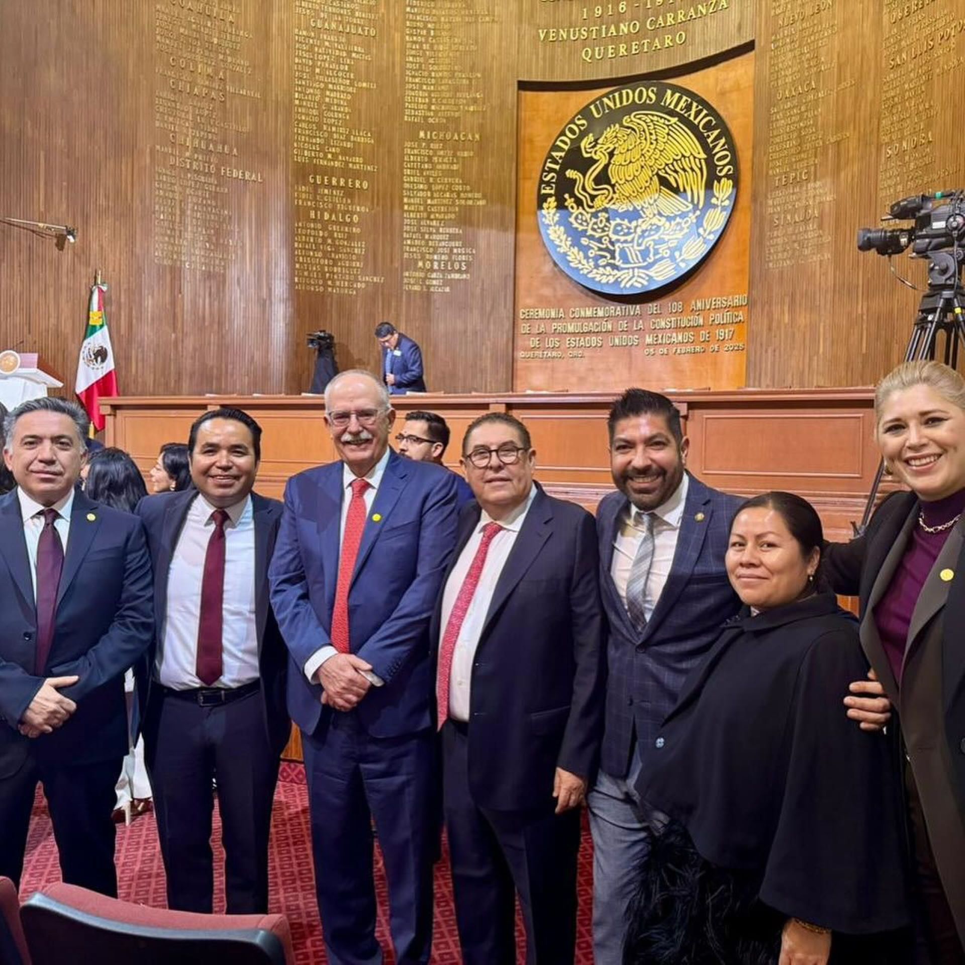 Participa Armando Ayala en Conmemoración de la Constitución