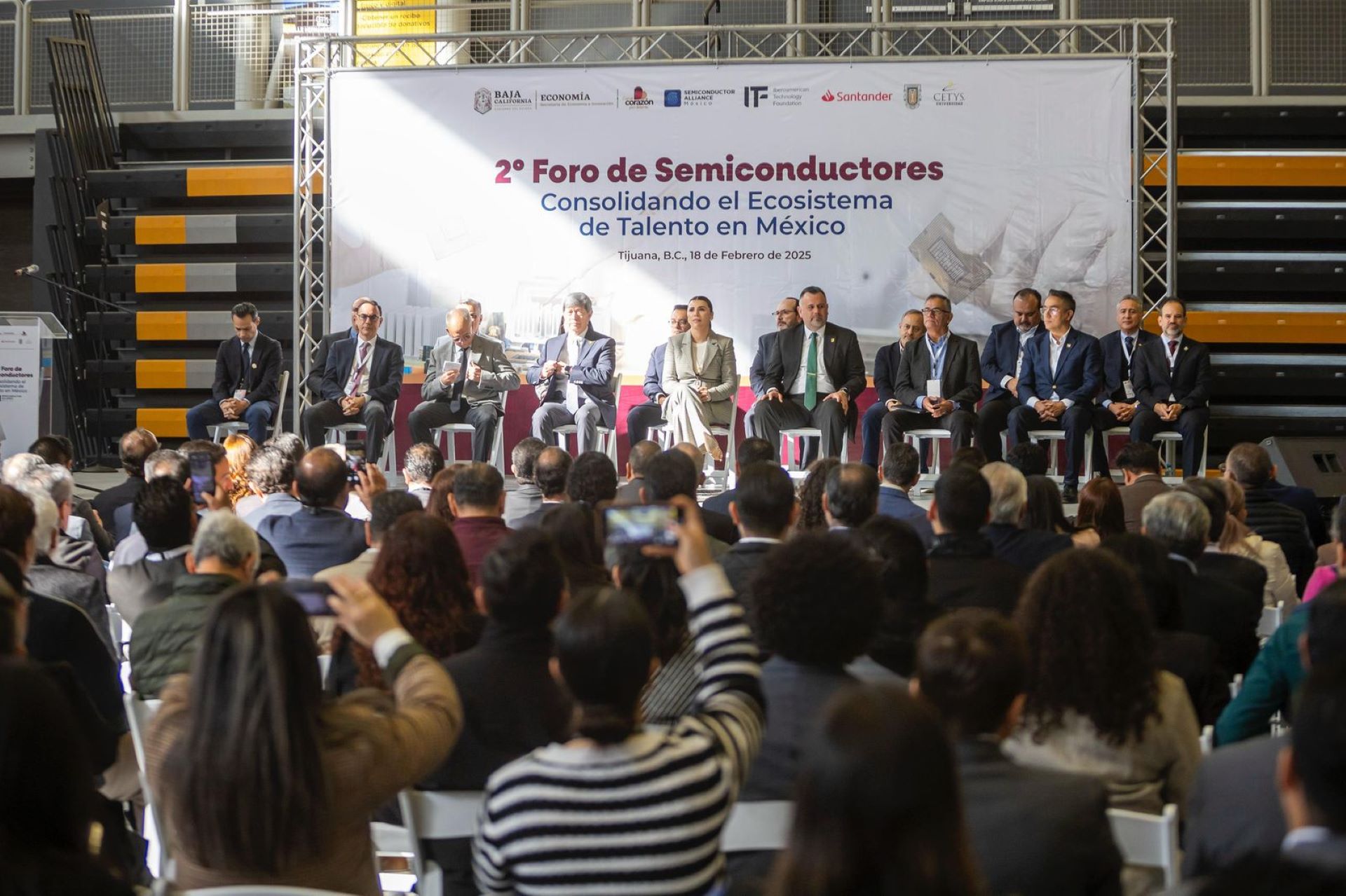 Resalta gobernadora Marina del Pilar potencial de BC para liderar la cadena de suministro de semiconductores en Norteamérica