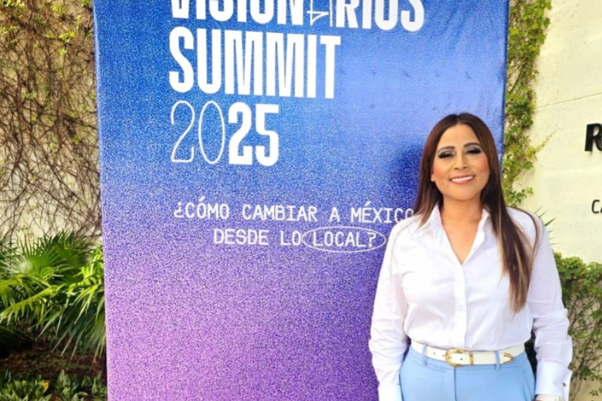 Participa Claudia Agatón en Visionarios Summit 2025