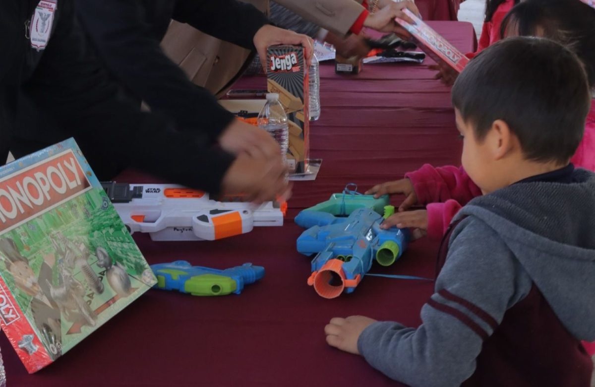 Inicia SSCBC campaña de intercambio de juguetes bélicos por didácticos