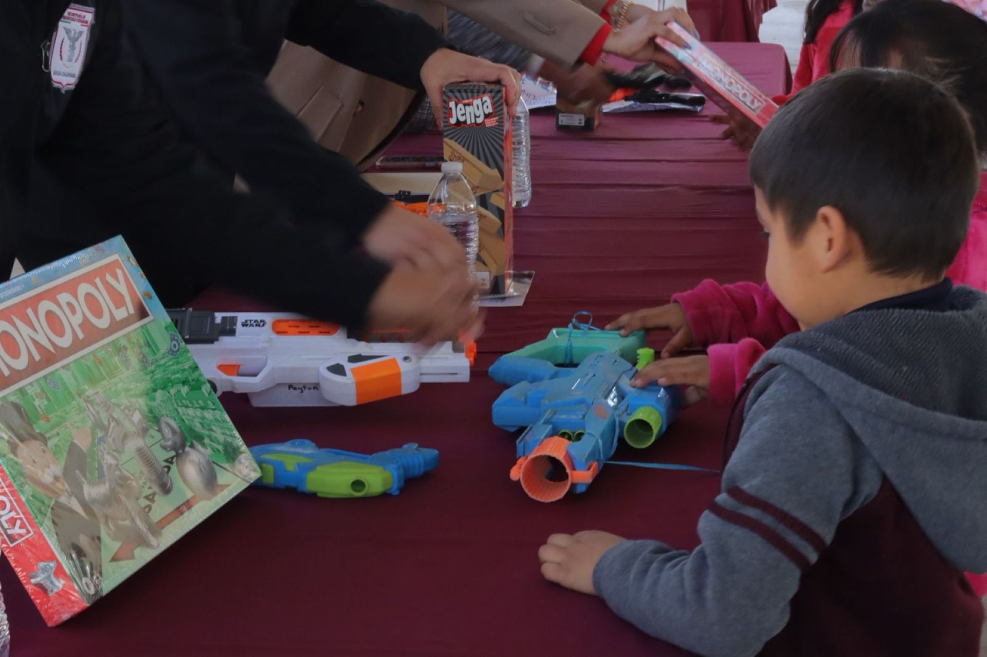 Inicia SSCBC campaña de intercambio de juguetes bélicos por didácticos