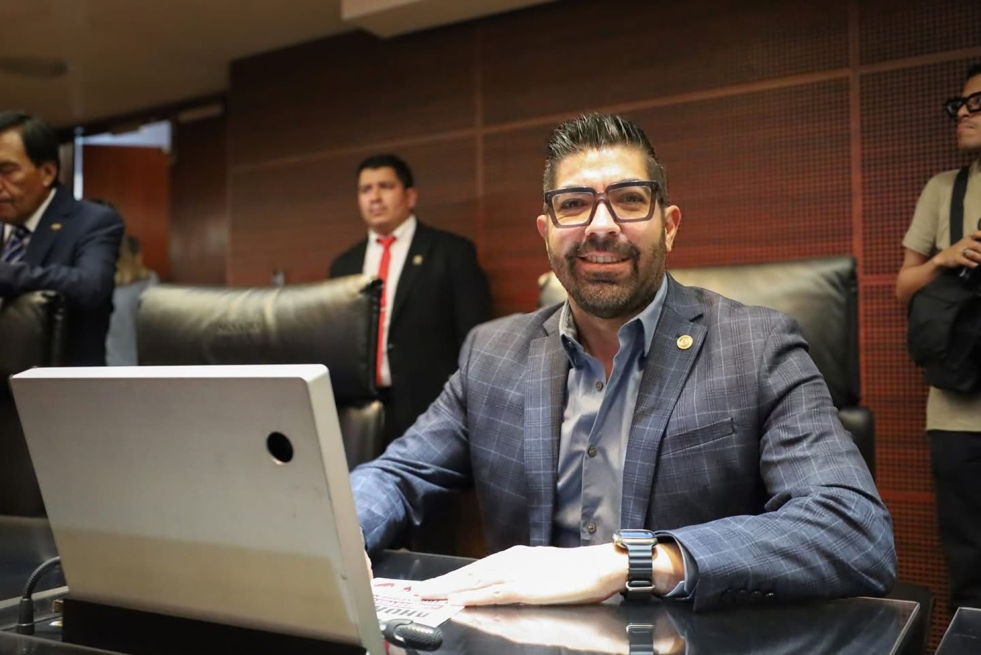 Es Armando Ayala el senador con más trabajo legislativo de BC en el segundo periodo ordinario