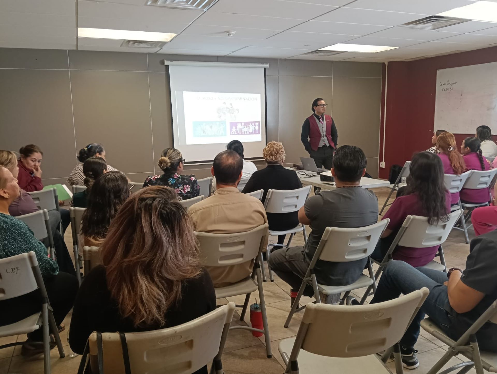 Fortalece el Sistema DIF Baja California la sensibilización y no discriminación entre su personal