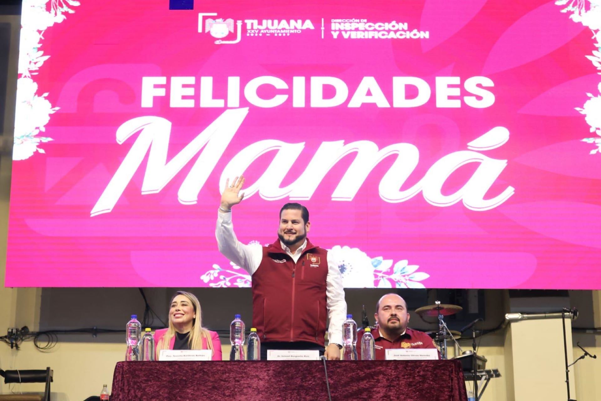 Celebra XXV Ayuntamiento de Tijuana a madres de familia líderes de comunidades