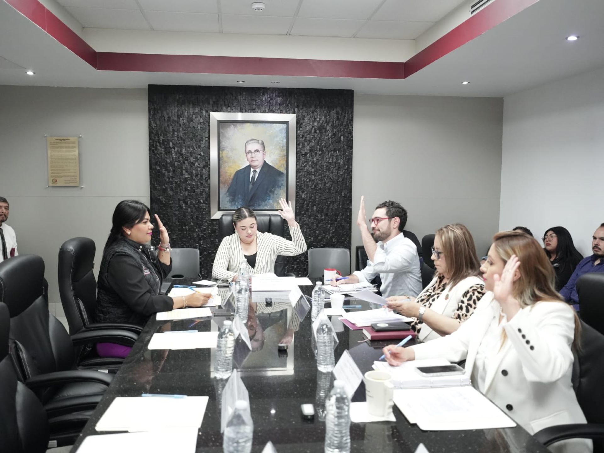 Dictaminan en Comisión de Bienestar proyectos en favor de personas con discapacidad y de juventudes