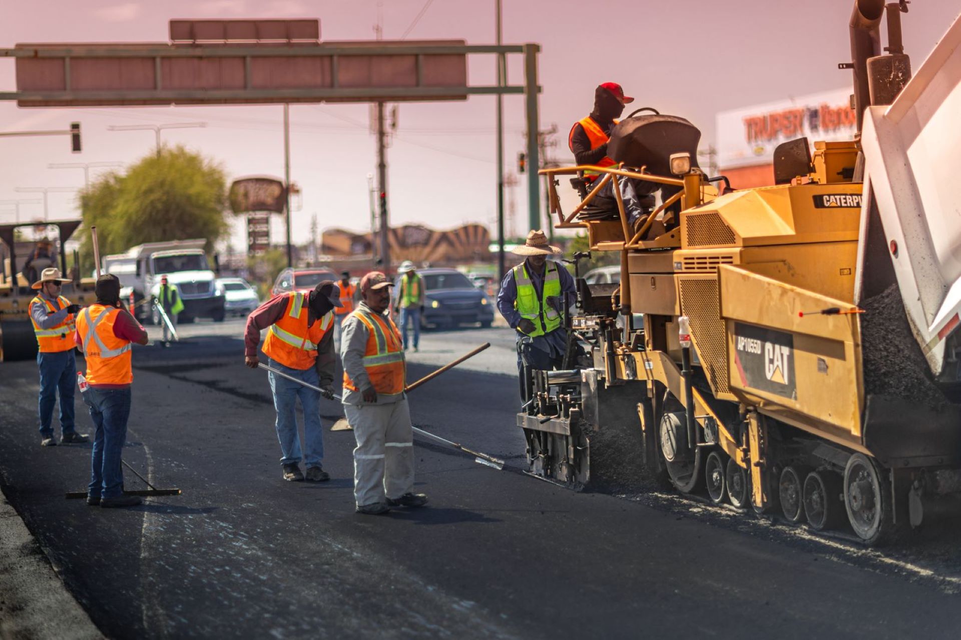 Mexicali Brilla: Norma Bustamante supervisa la modernización de Boulevard Lázaro Cárdenas