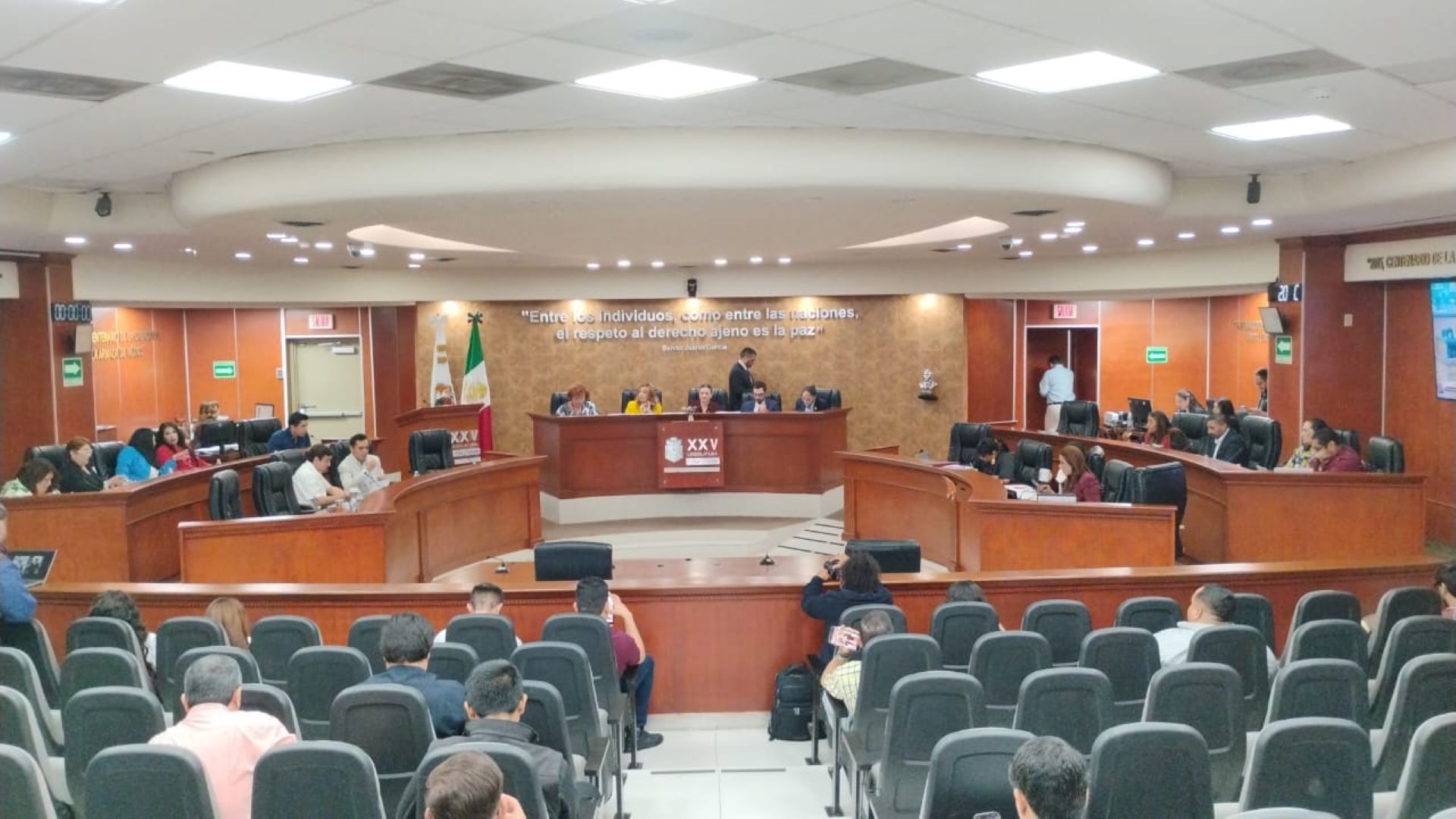 Diputados del PAN y MC exigen transparencia sobre revocación de visa a la Gobernadora