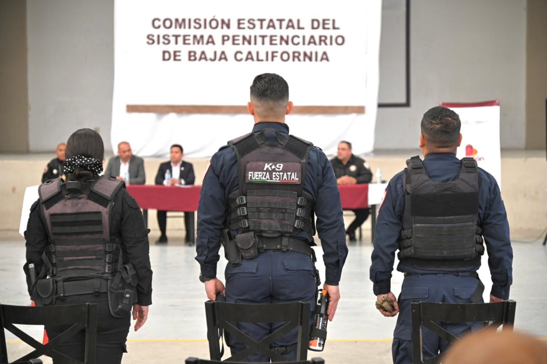 Se beneficia a 53 policías con plan de seguridad social en Baja California