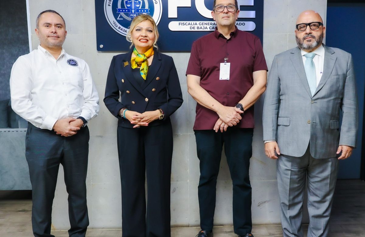 FGE estrecha lazos con Universidad Xochicalco para impulsar la formación profesional de su personal