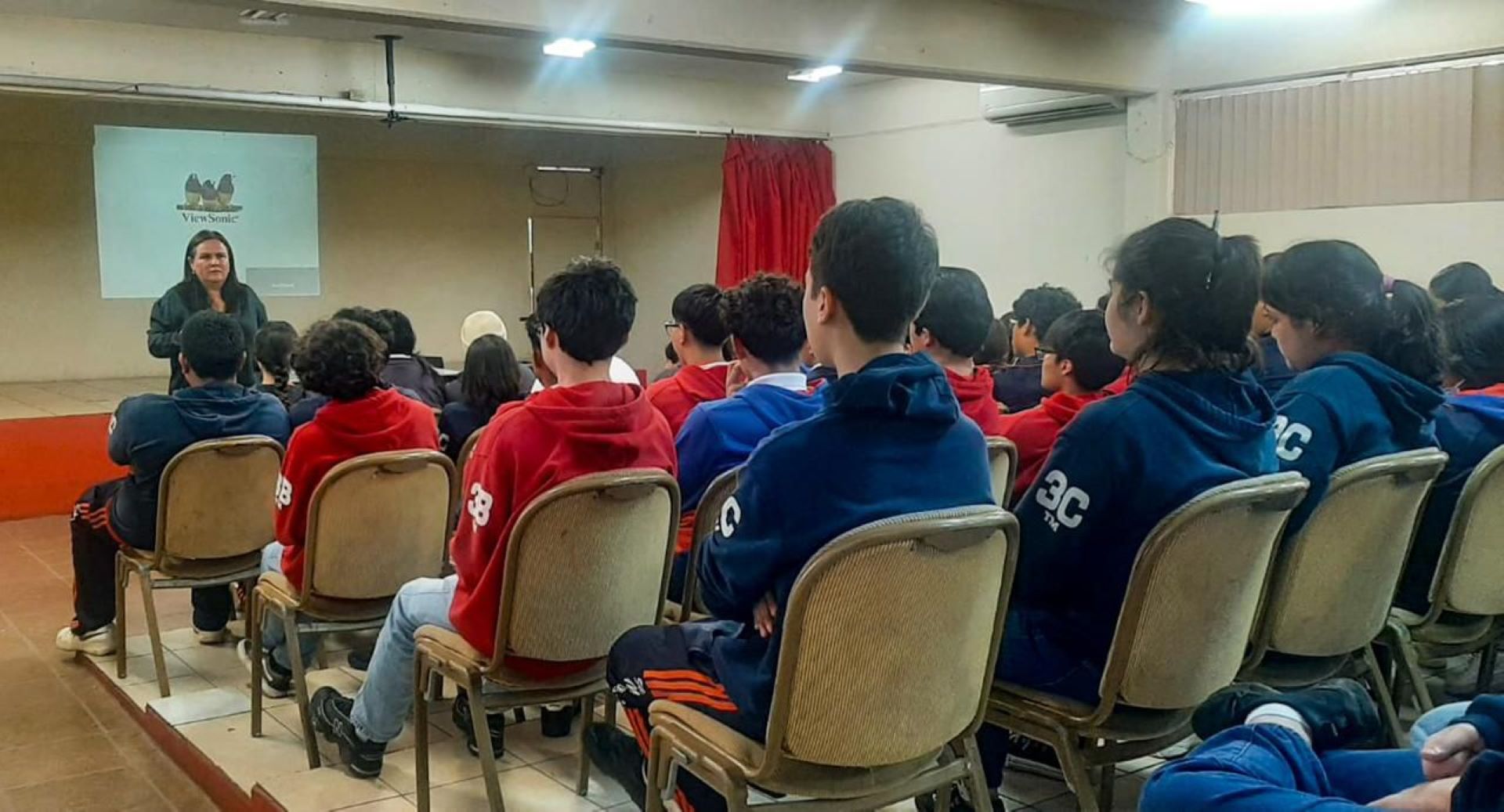 Impulsa Inmujer BC autonomía de las juventudes en Ensenada