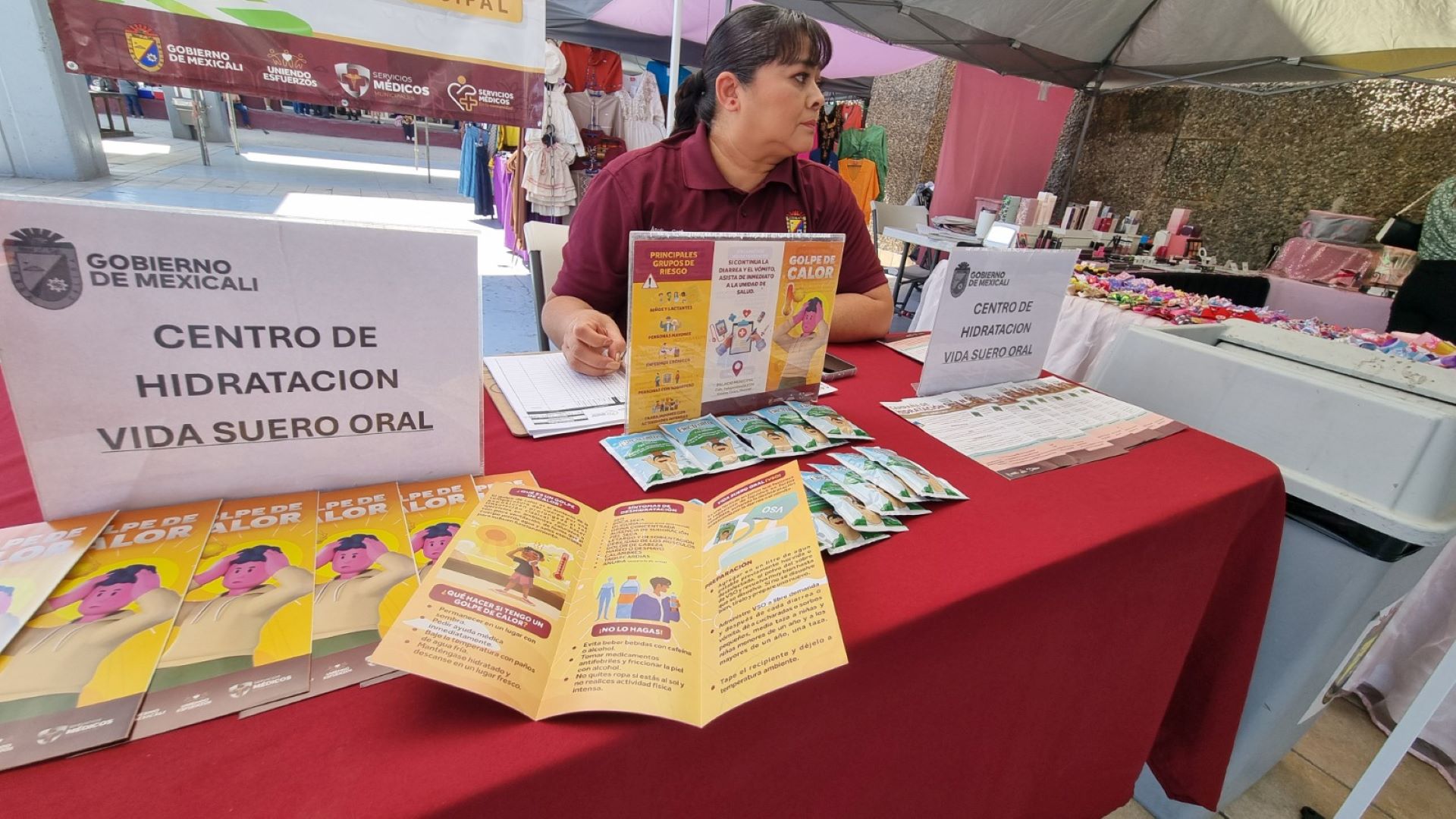Gobierno de Mexicali refuerza la salud con módulo de hidratación en Palacio Municipal