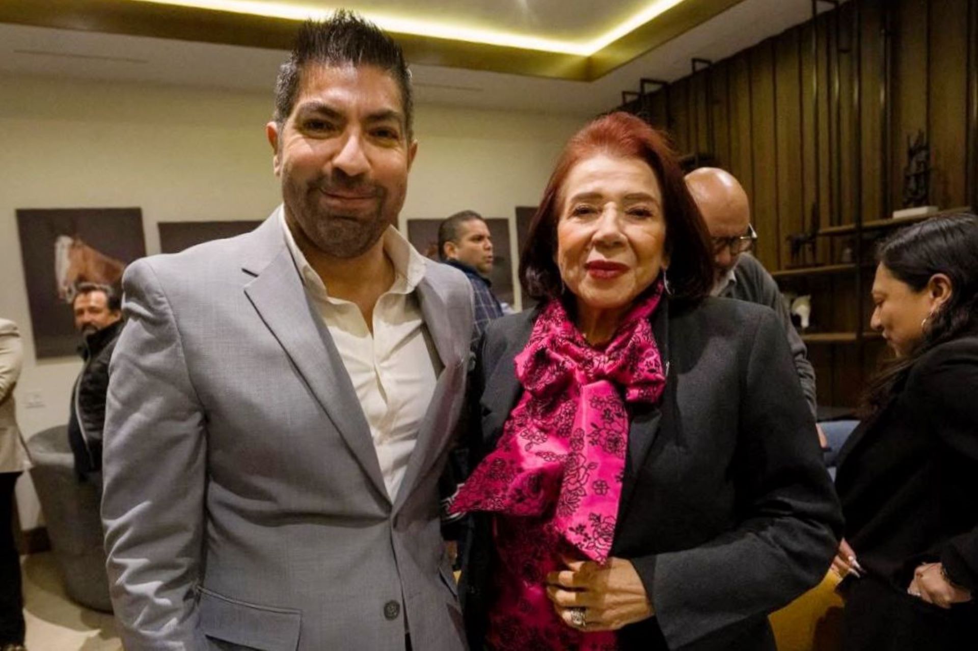 Impulsan Armando Ayala Robles y Marina del Pilar Olmeda iniciativa para garantizar empleos dignos a personas adultas mayores