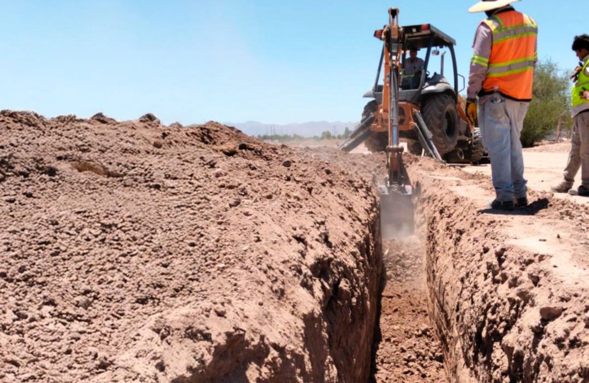 Amplía CESPM red de agua potable en Villas Galicia para atender nuevas viviendas habitadas