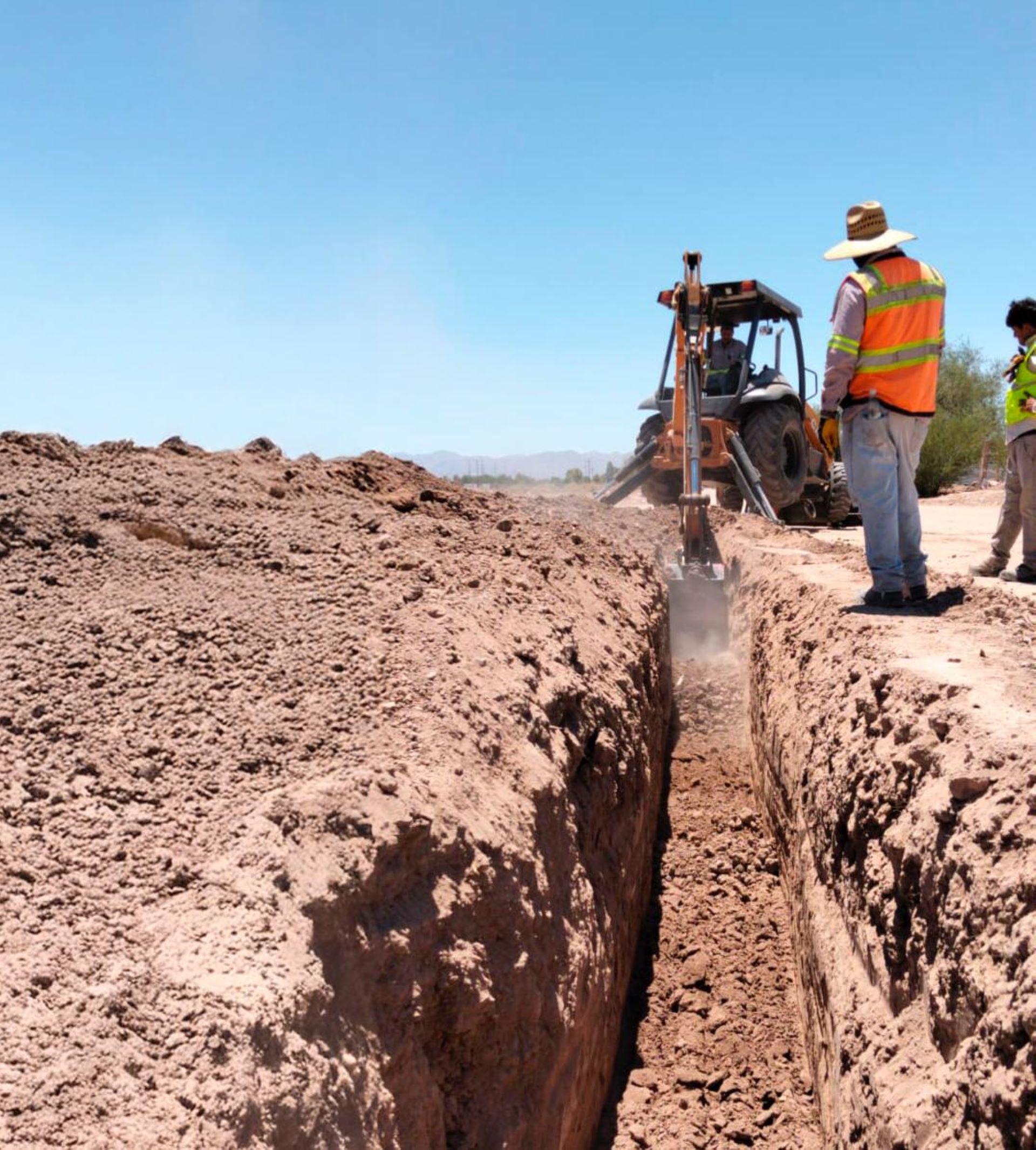 Amplía CESPM red de agua potable en Villas Galicia para atender nuevas viviendas habitadas