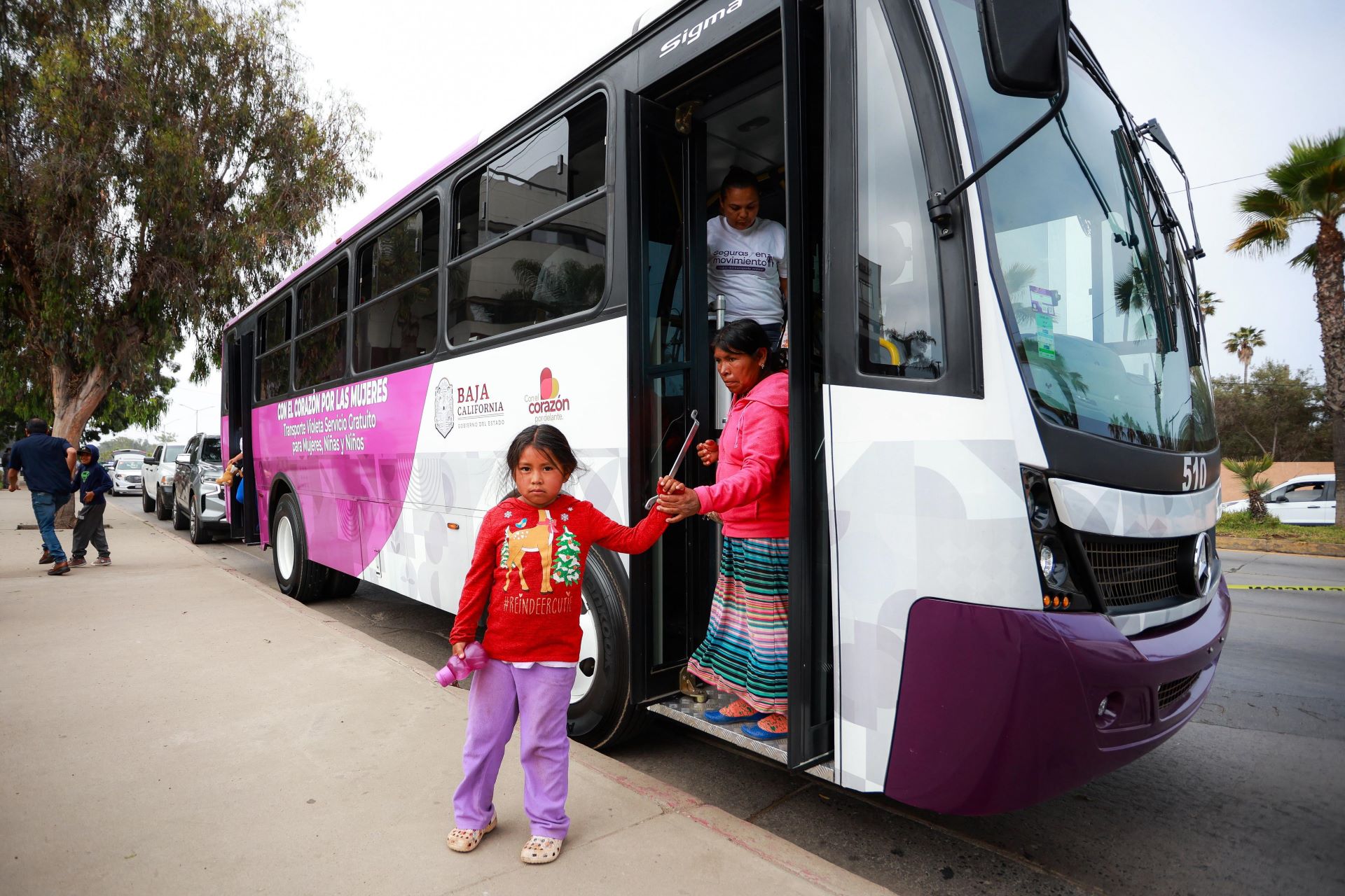 fortalece gobierno de Marina del Pilar la movilidad para mujeres en Ensenada; Anuncian ampliación de ruta violeta hasta maneadero