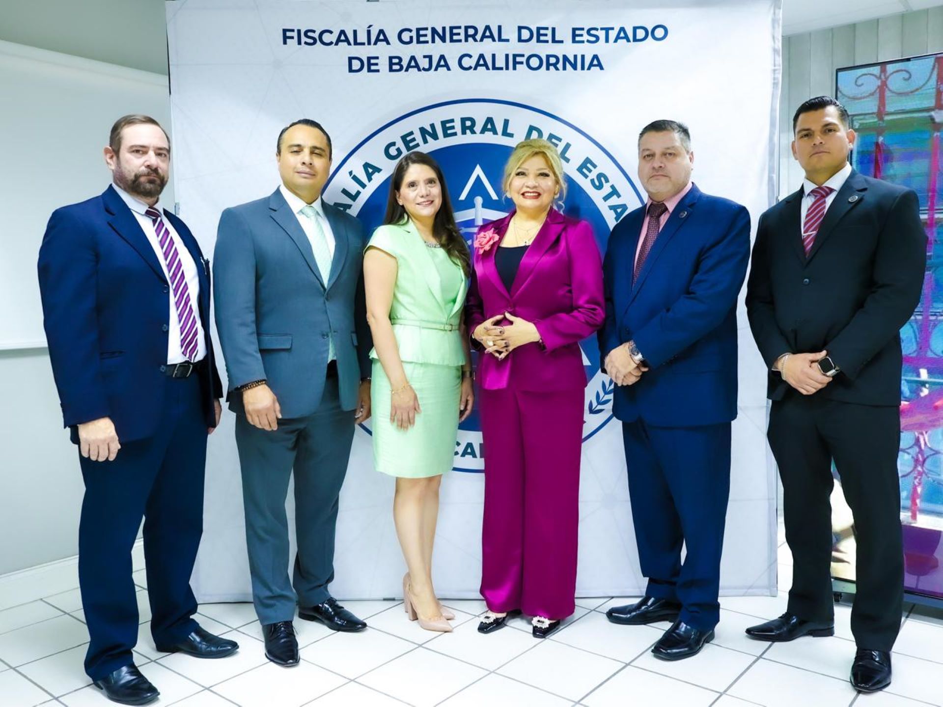 Nombra Fiscal General Dra. Ma. Elena Andrade Ramírez como Fiscal Central a José Antonio Lozano Blancas