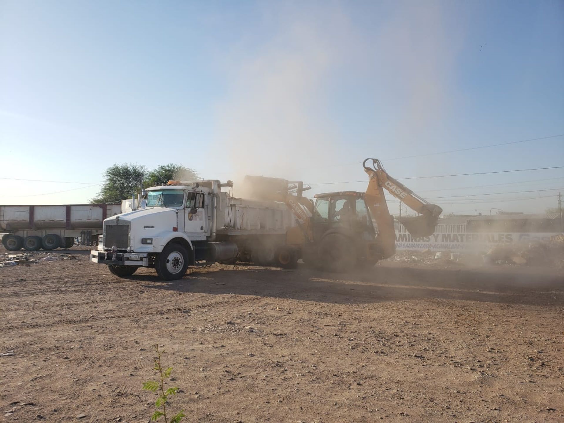 Mexicali Brilla: Gobierno municipal limpia  predio en Misión de San Ignacio