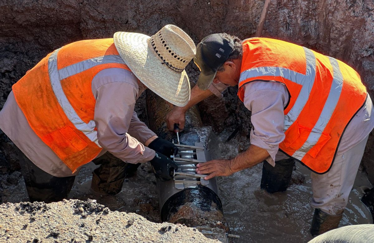 CESPM controló la fuga en línea de 10 pulgadas y restablece el servicio de agua en la zona