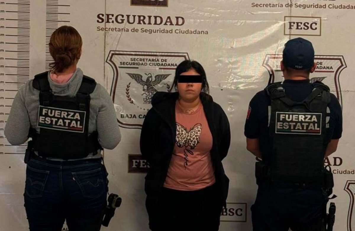 Fuerza Estatal captura en Tijuana a mujer prófuga de estados unidos; Conducía auto robado