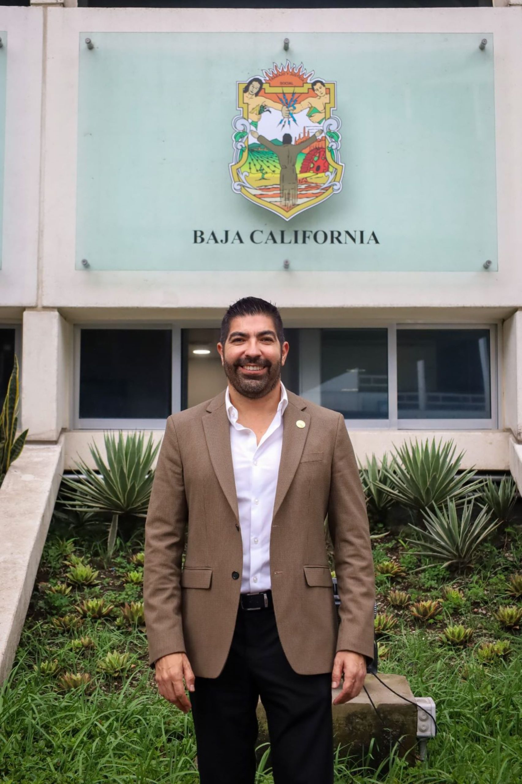 Acudirá Armando Ayala  al informe de resultados de la Presidenta Sheinbaum