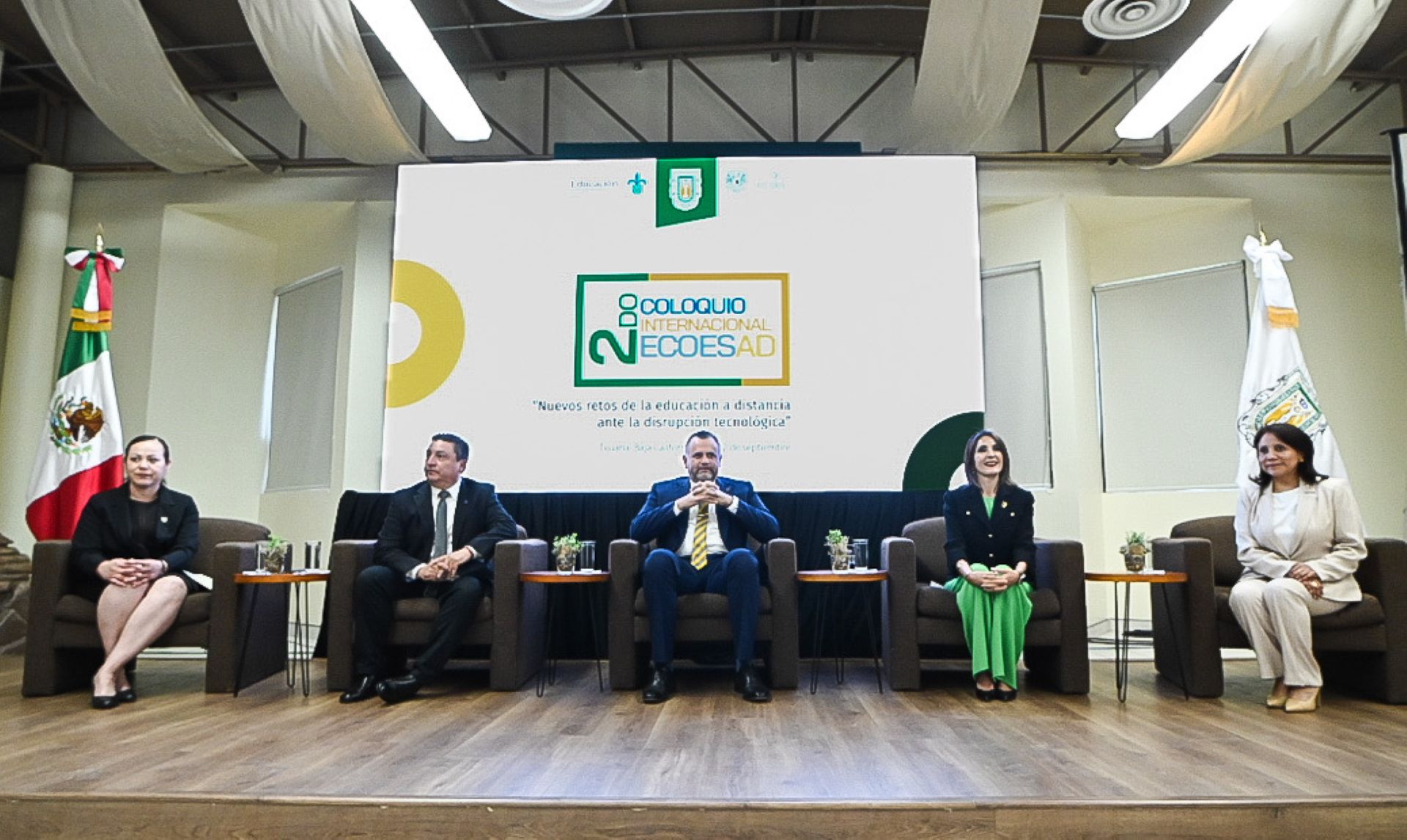 UABC impulsa reflexión sobre los retos de la educación a distancia ante la disrupción tecnológica