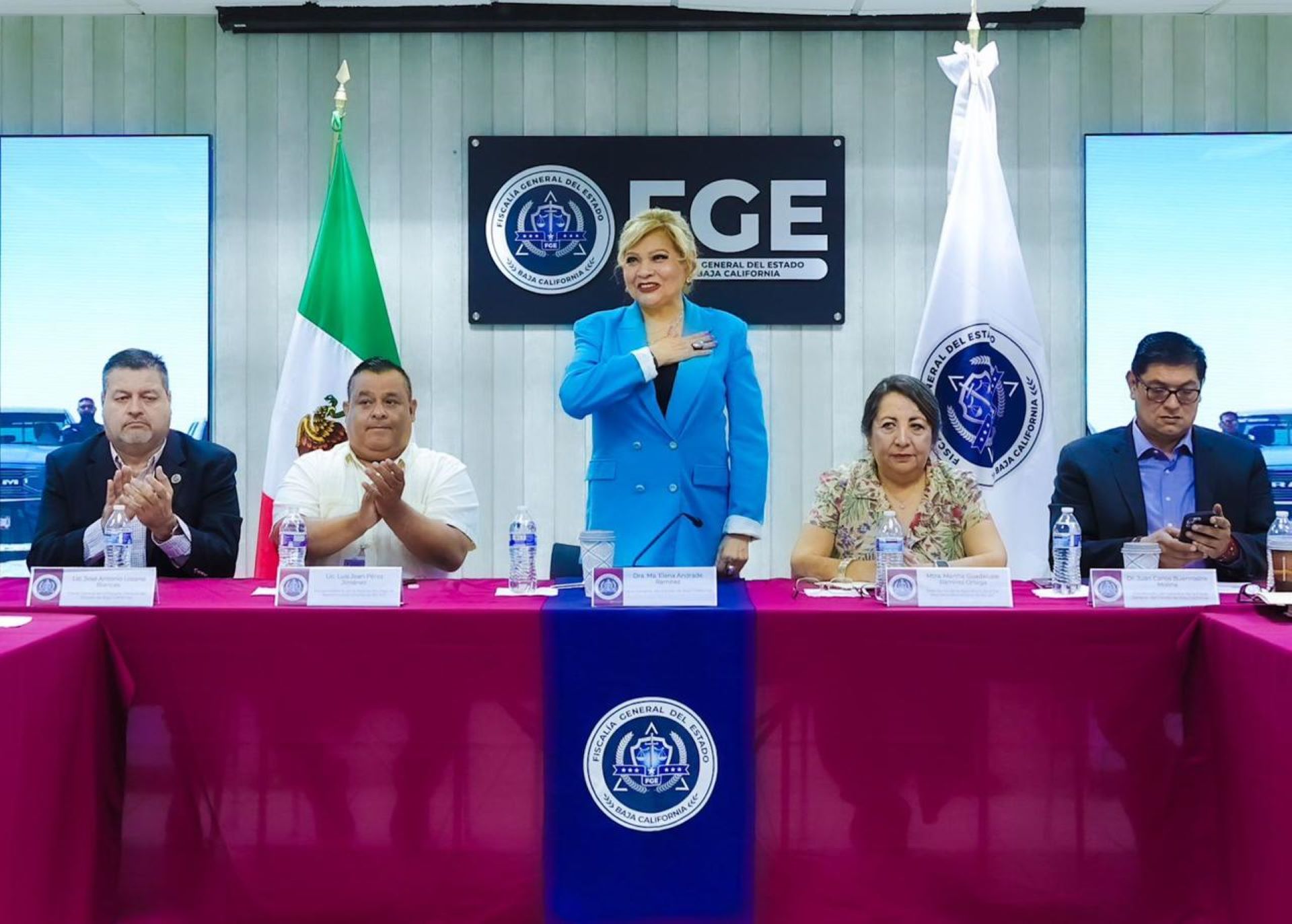Se reúne Fiscal del Estado con integrantes de la Red de Residenciales Unidos de BC