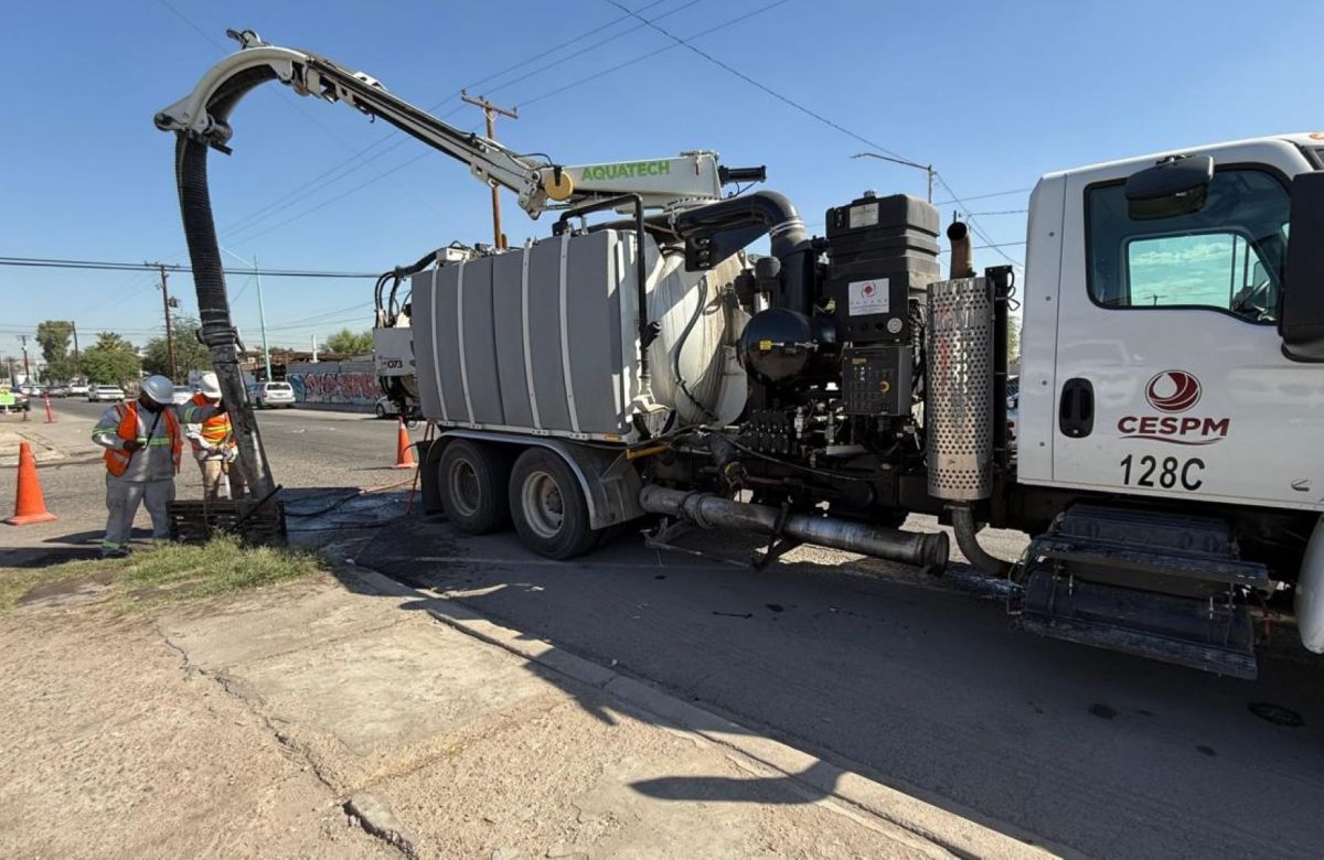 CESPM refuerza jornada de desazolve y mantenimiento pluvial en distintas colonias de Mexicali