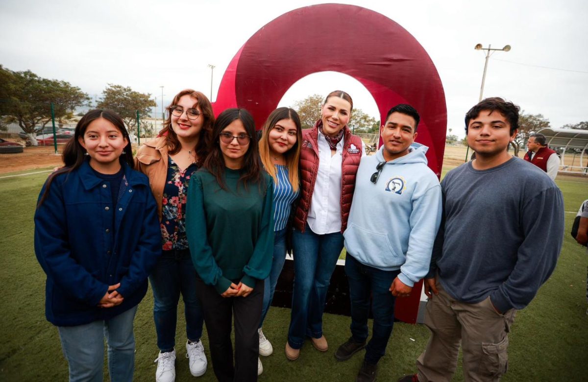 Convoca gobernadora Marina del Pilar a participar en el Premio Estatal a la Juventud 2025