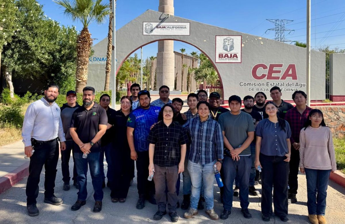 Recorren estudiantes de Ingeniería el Acueducto Río Colorado-Tijuana
