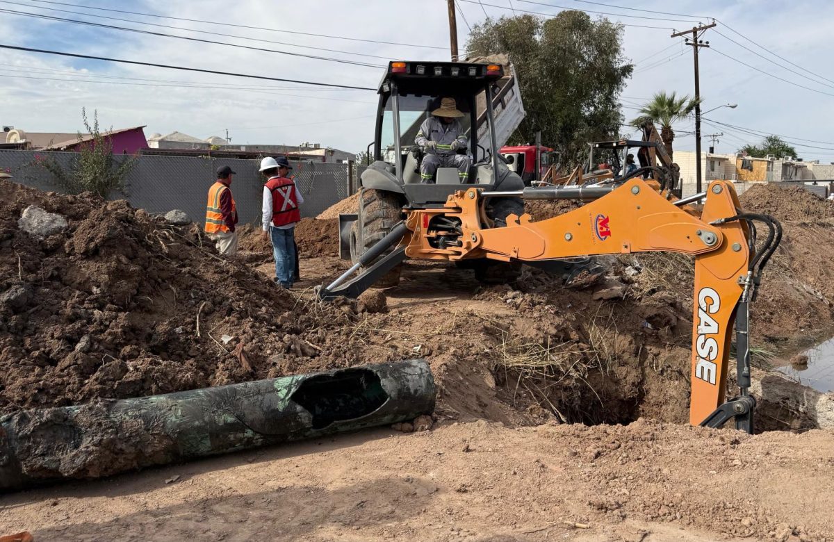 CESPM rehabilita línea de alcantarillado en fraccionamiento Misión del Valle
