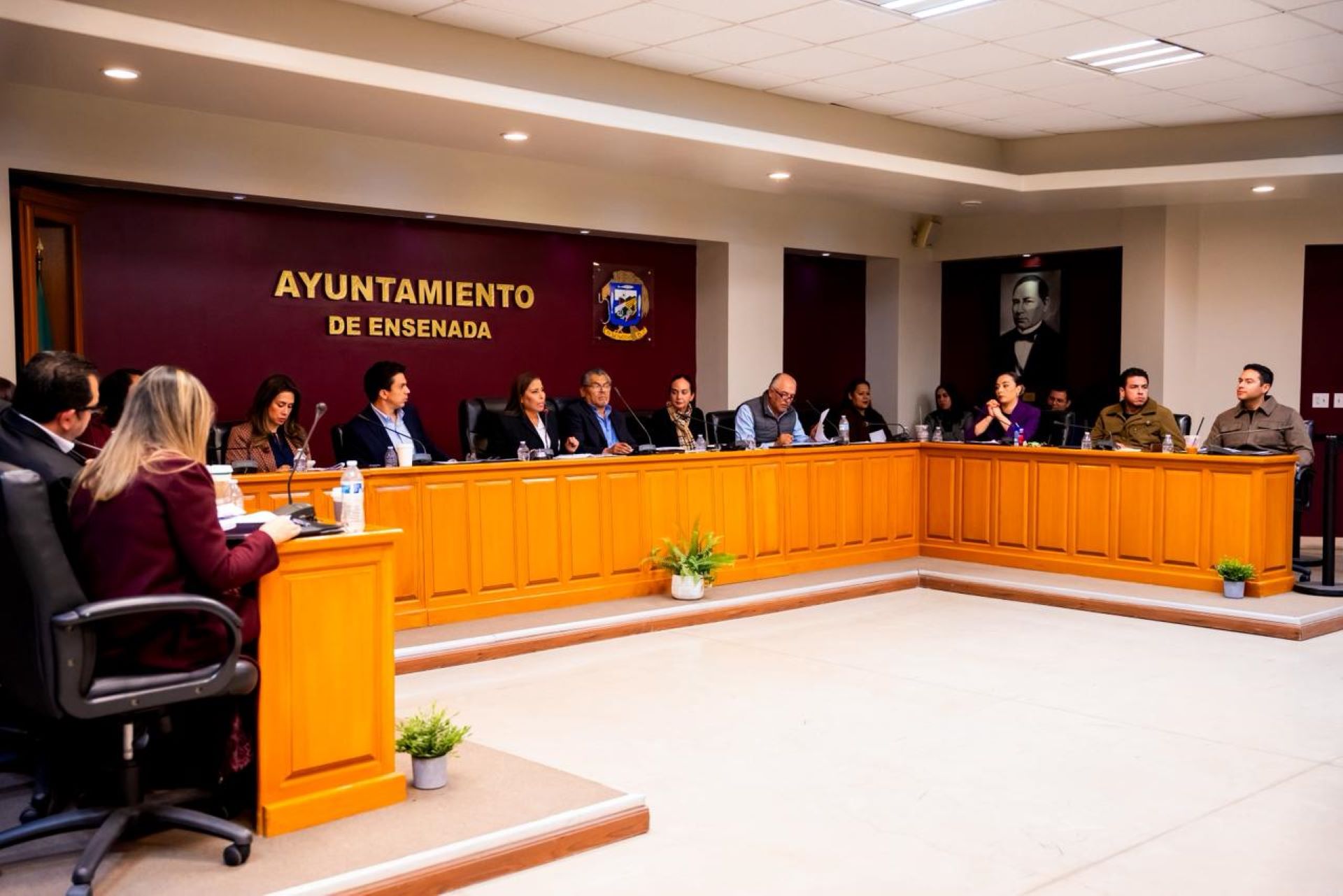 Gobierno de Claudia Agatón formaliza plan para saldar deuda histórica con ISSSTECALI