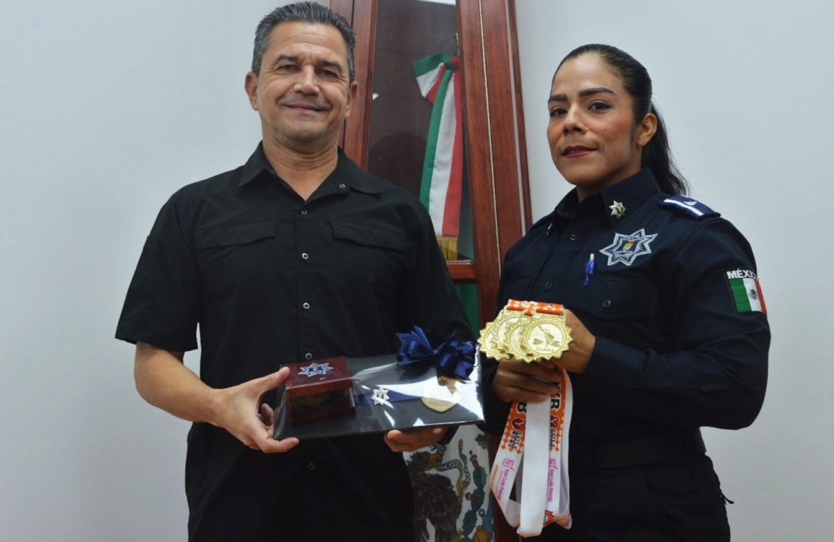 Reconoce Luis Felipe Chan Baltazar desempeño laboral y deportivo de Agente Aurora