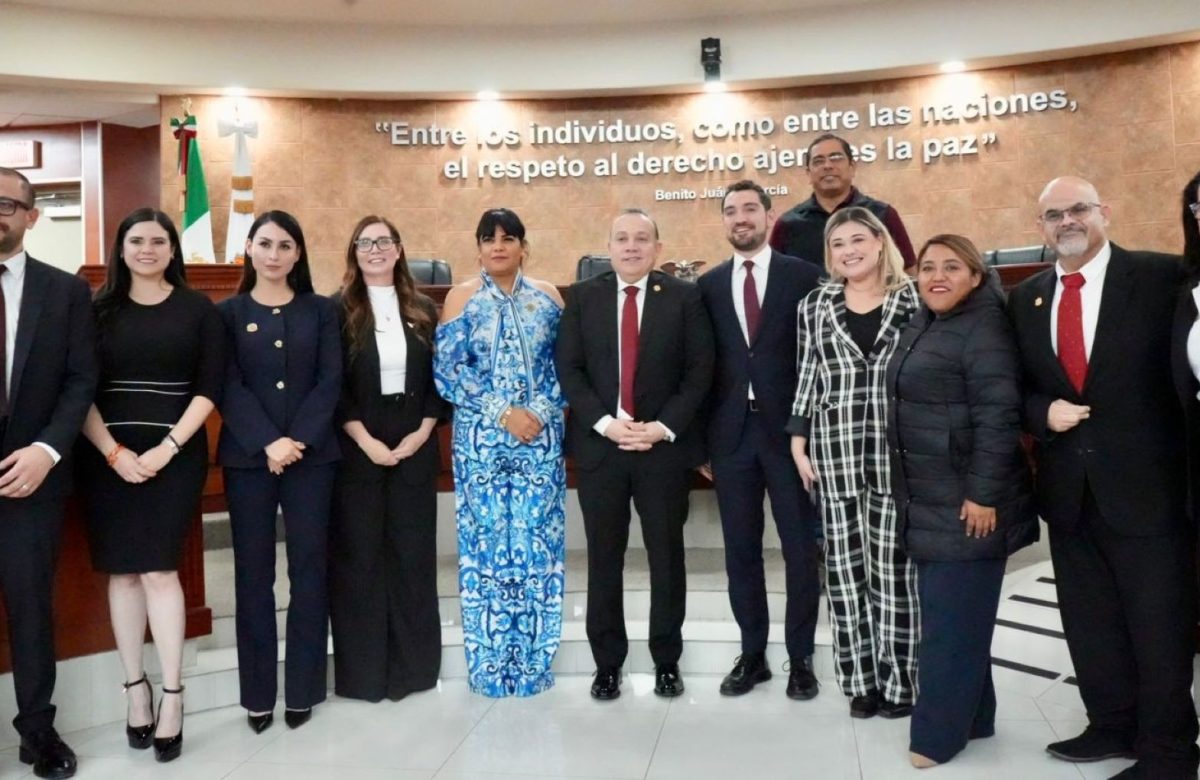 Presenta Consejero Jurídico glosa del Cuarto Informe de Gobierno Estatal