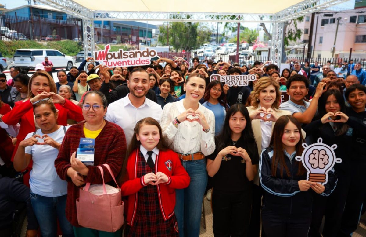 Impulsa gobierno de Marina del Pilar oportunidades laborales y emprendimiento para las juventudes de BC