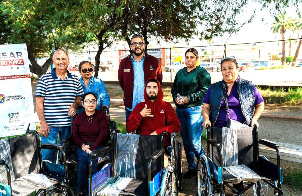 Beneficia regidor César Castro Ponce a 50 mexicalenses con motivo del Día Internacional de las Personas con Discapacidad