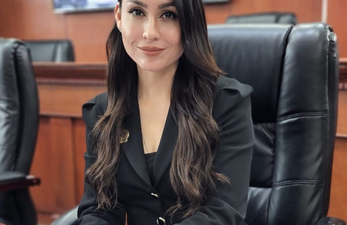 Dip. Yohana Gilvaja exige que se levante un padrón de vehículos irregulares en Baja California