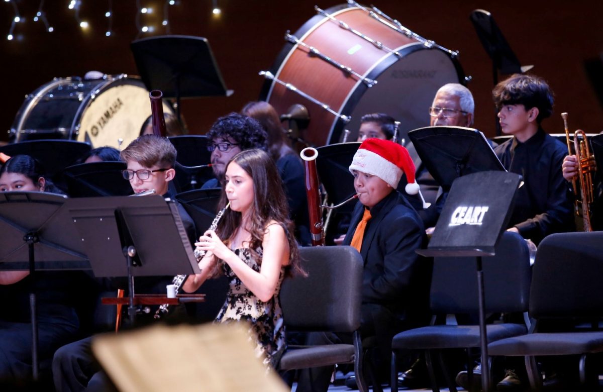 UABC comparte espíritu navideño con niñas y niños de casas hogar