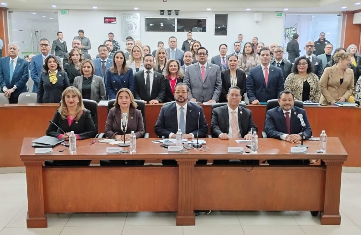 Comparece ante la Jucopo el presidente del TSJEBC para rendir informe de actividades