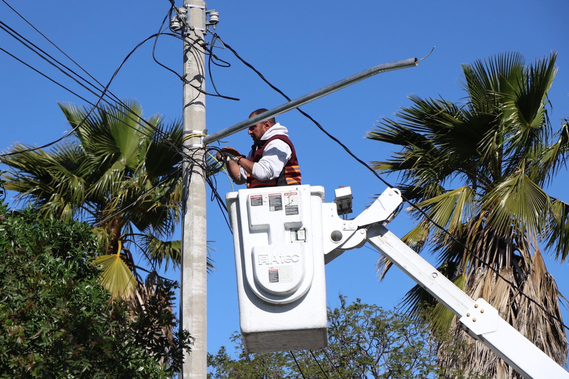 Fortalece gobierno de Ismael Burgueño entornos escolares seguros con jornada de ‘Tijuana: Ciudad Limpia’
