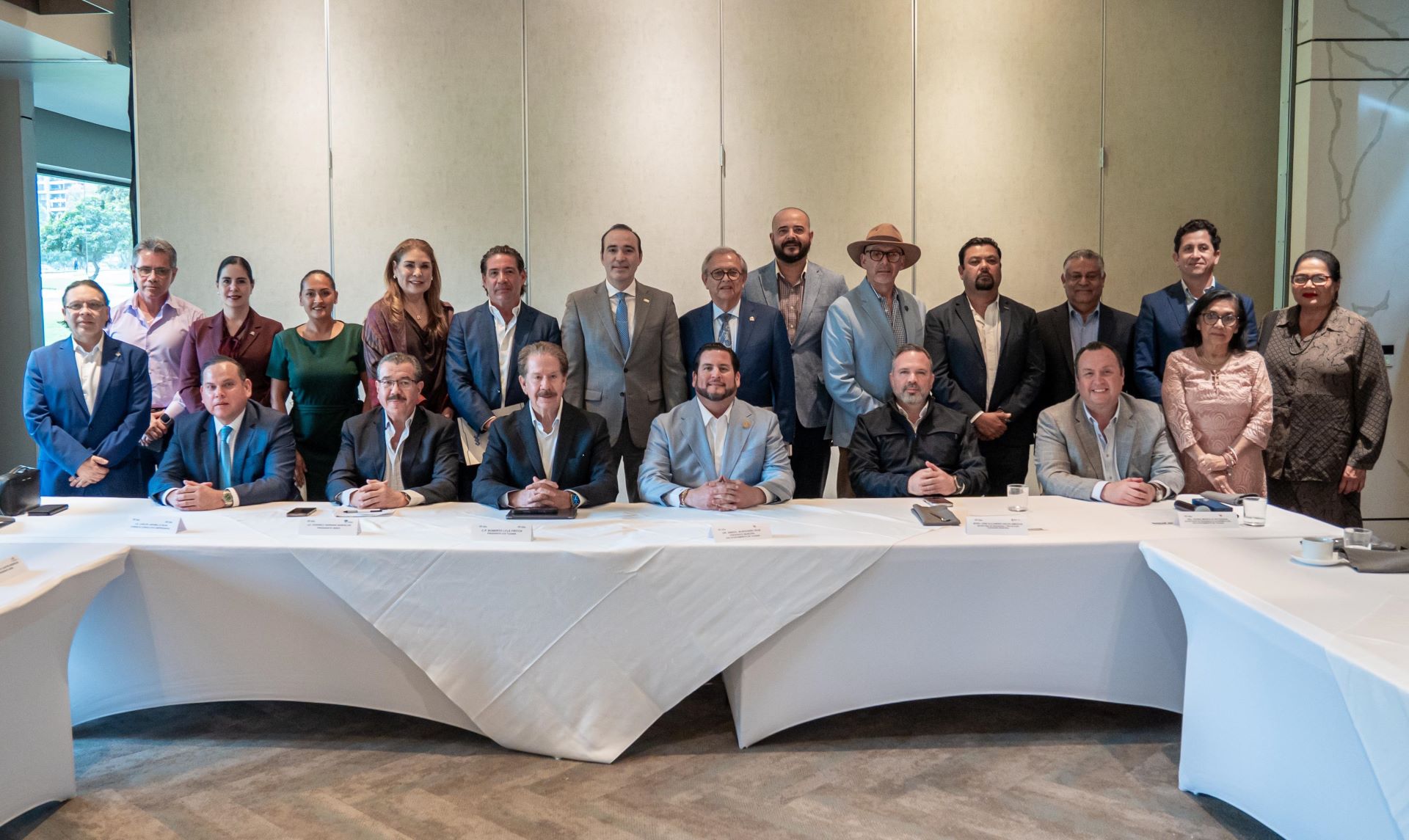 Sostiene Ismael Burgueño encuentro con integrantes del Consejo Coordinador Empresarial (CCE) de Tijuana