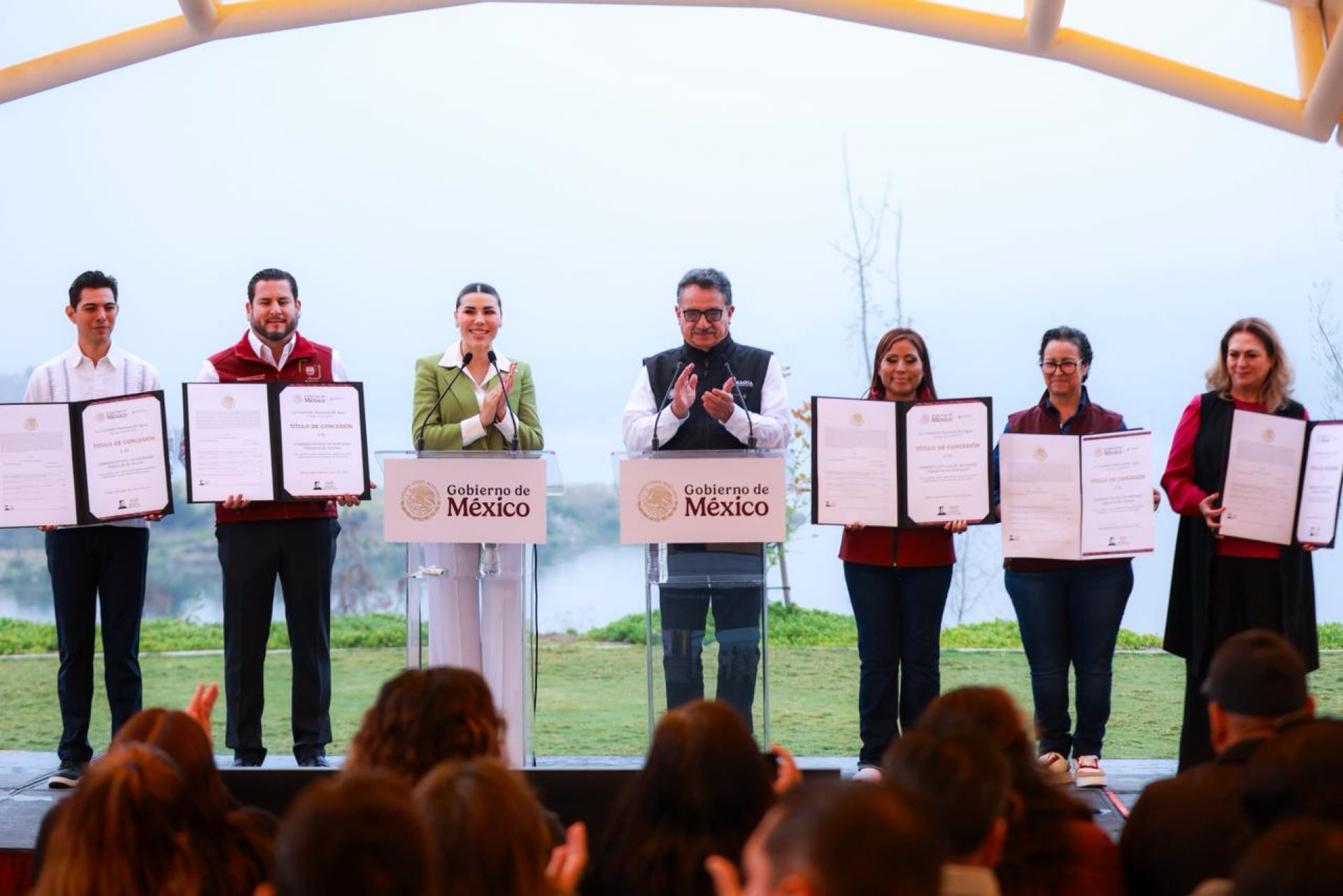 Consolidan gobernadora Marina del Pilar y presidenta Claudia Sheinbaum pardo la justicia hídrica en BC con entrega de títulos de agua a municipios